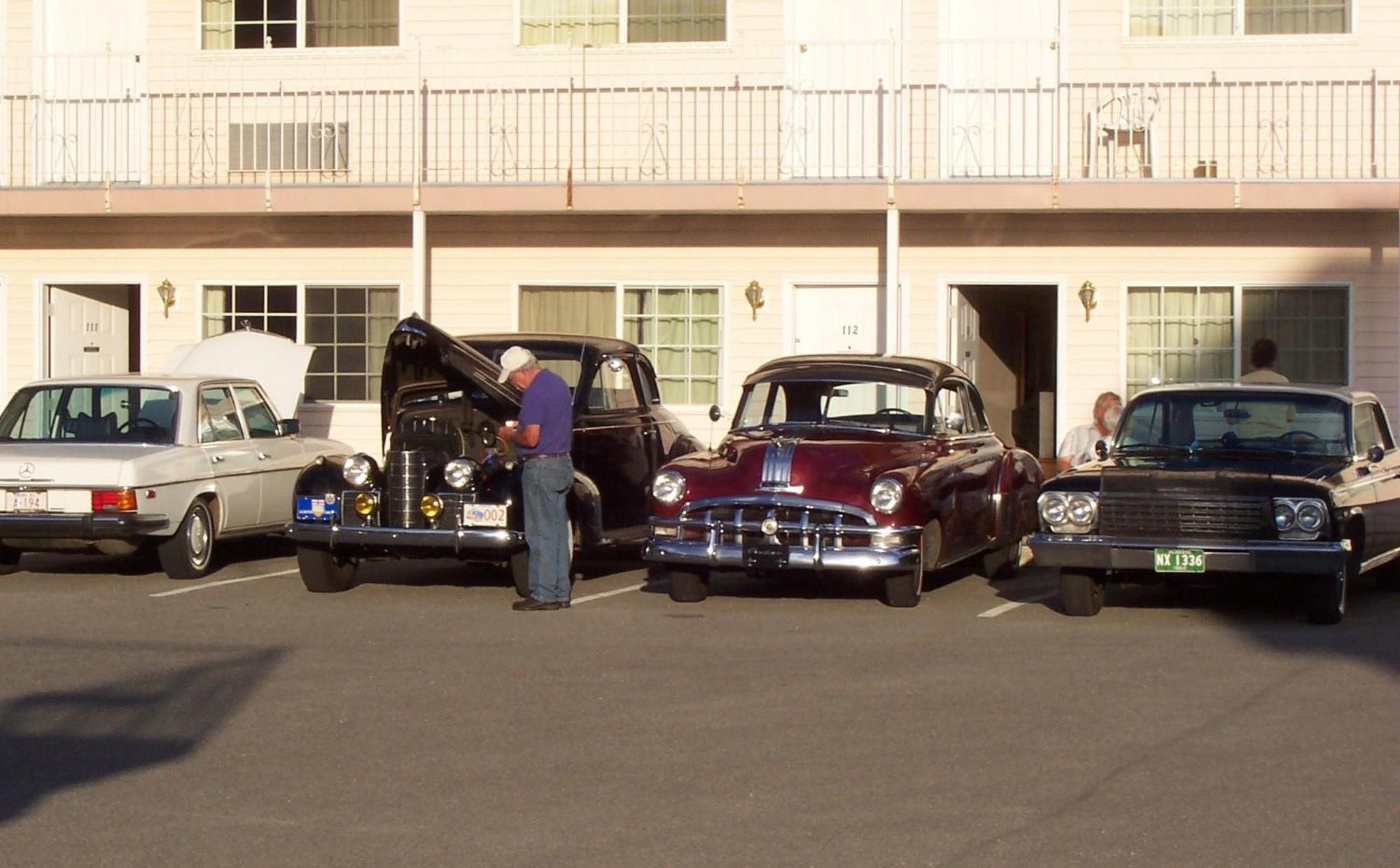 Model A Inn Cranbrook Exterior foto